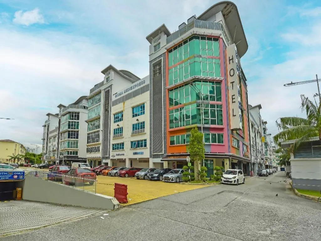 **  Oyo 90484 Bright Hotel Petaling Jaya Malaysia