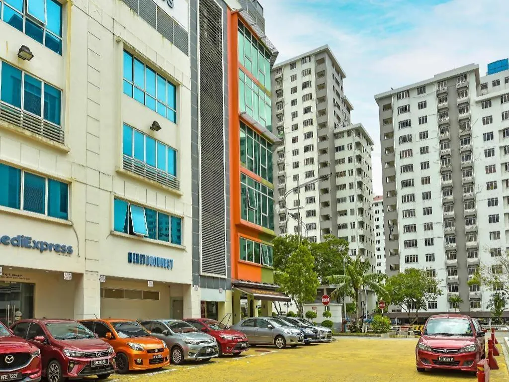 Oyo 90484 Bright Hotel Petaling Jaya