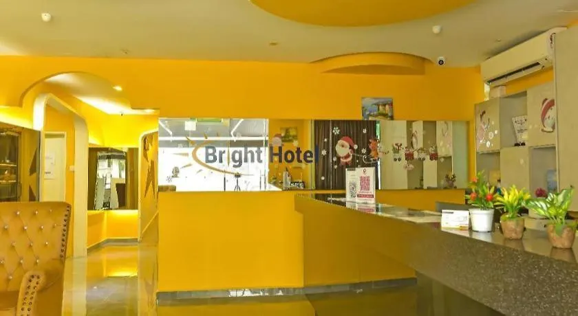 Oyo 90484 Bright Hotel Petaling Jaya