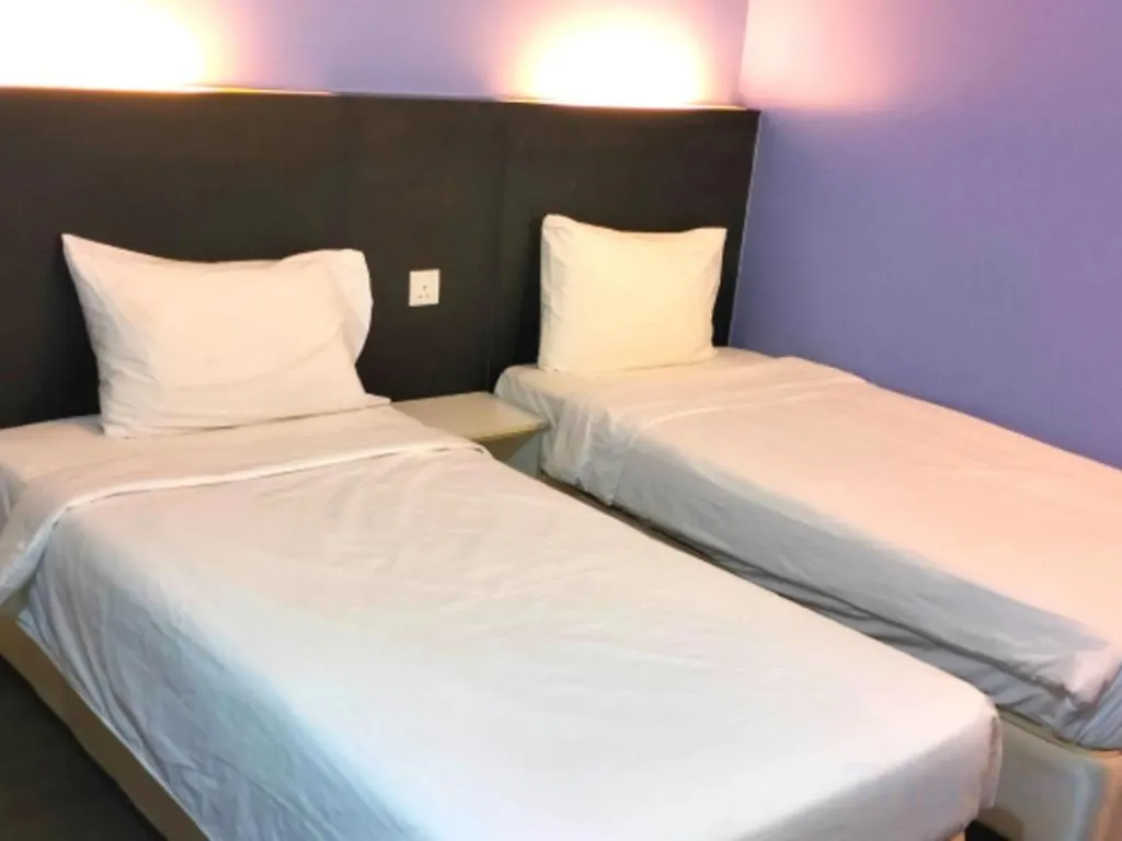 **  Oyo 90484 Bright Hotel Petaling Jaya Malajsie