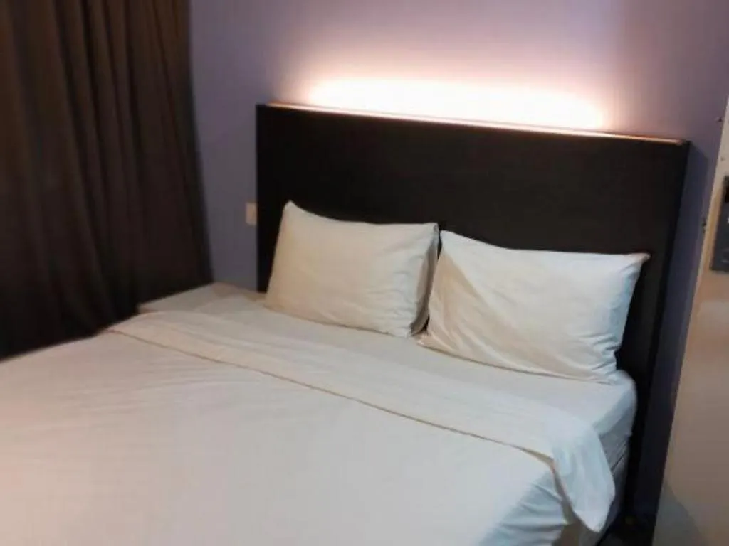 Oyo 90484 Bright Hotel Petaling Jaya