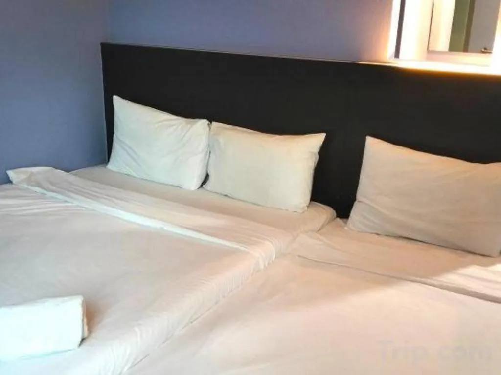 Oyo 90484 Bright Hotel Petaling Jaya