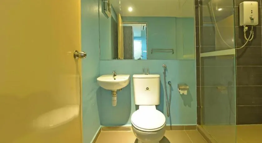 Oyo 90484 Bright Hotel Petaling Jaya